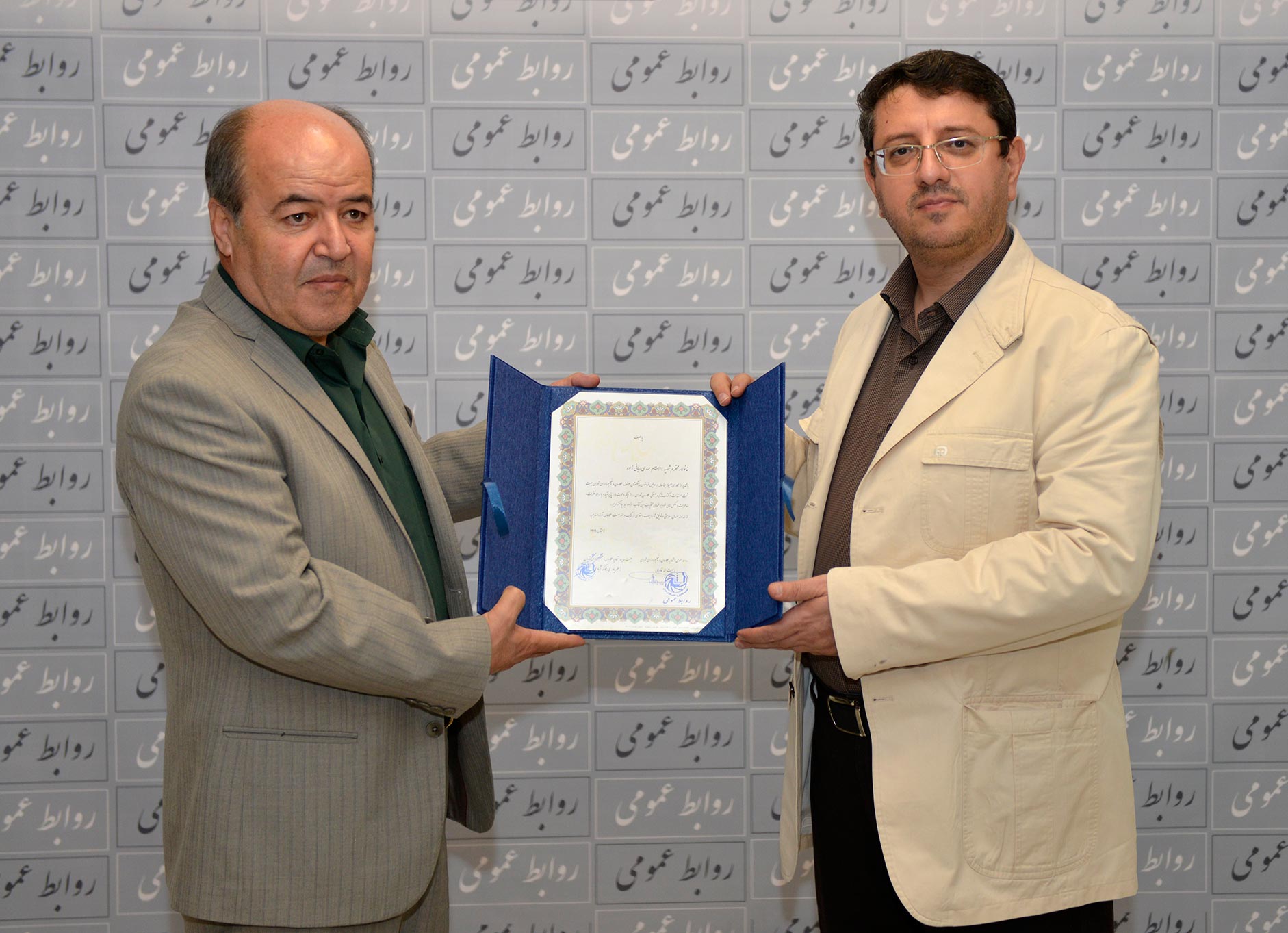 مراسم تجلیل از خانواده معظم شهدا جهت تدوین کتاب تذکره صنفی