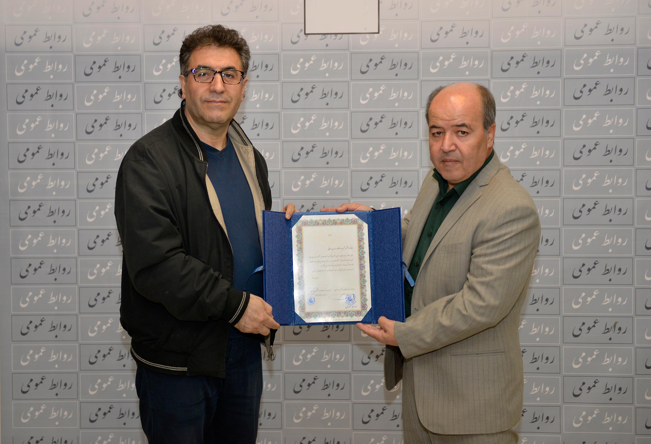 مراسم تجلیل از خانواده معظم شهدا جهت تدوین کتاب تذکره صنفی