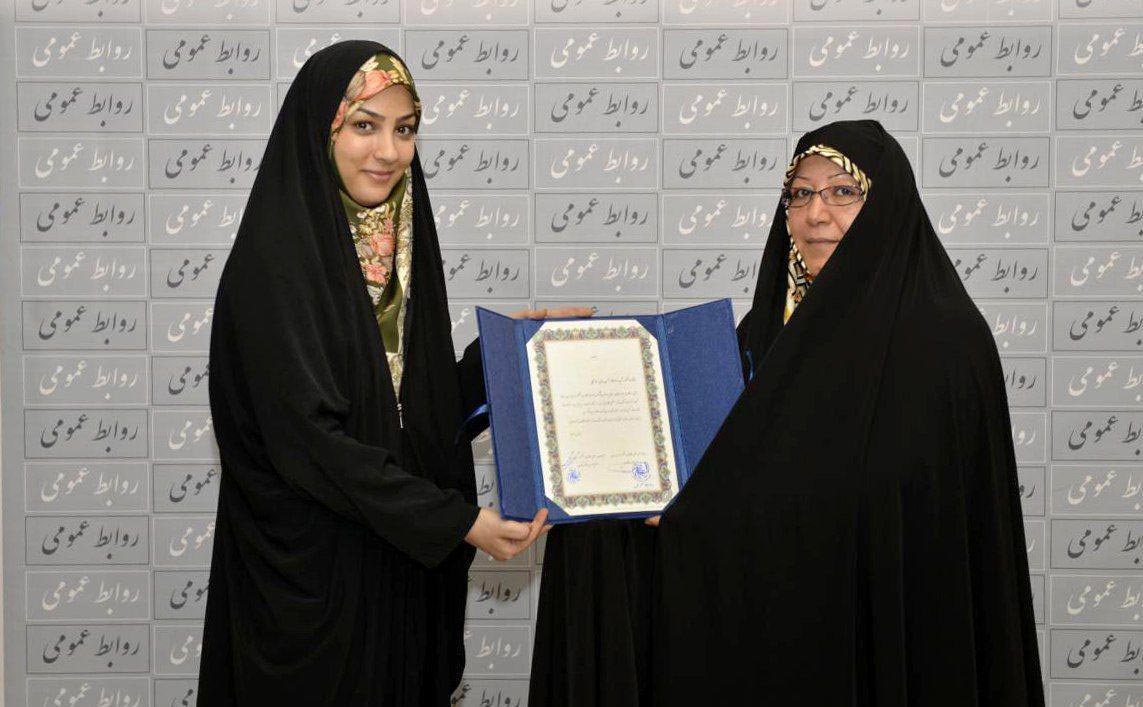 مراسم تجلیل از خانواده معظم شهدا جهت تدوین کتاب تذکره صنفی